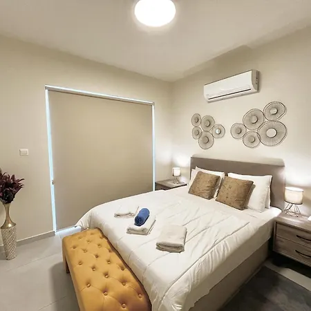 Mythical Blue بروتاراس