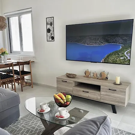 Mythical Blue Apartman Protarász