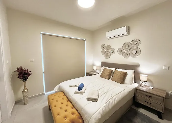 Mythical Blue Protaras